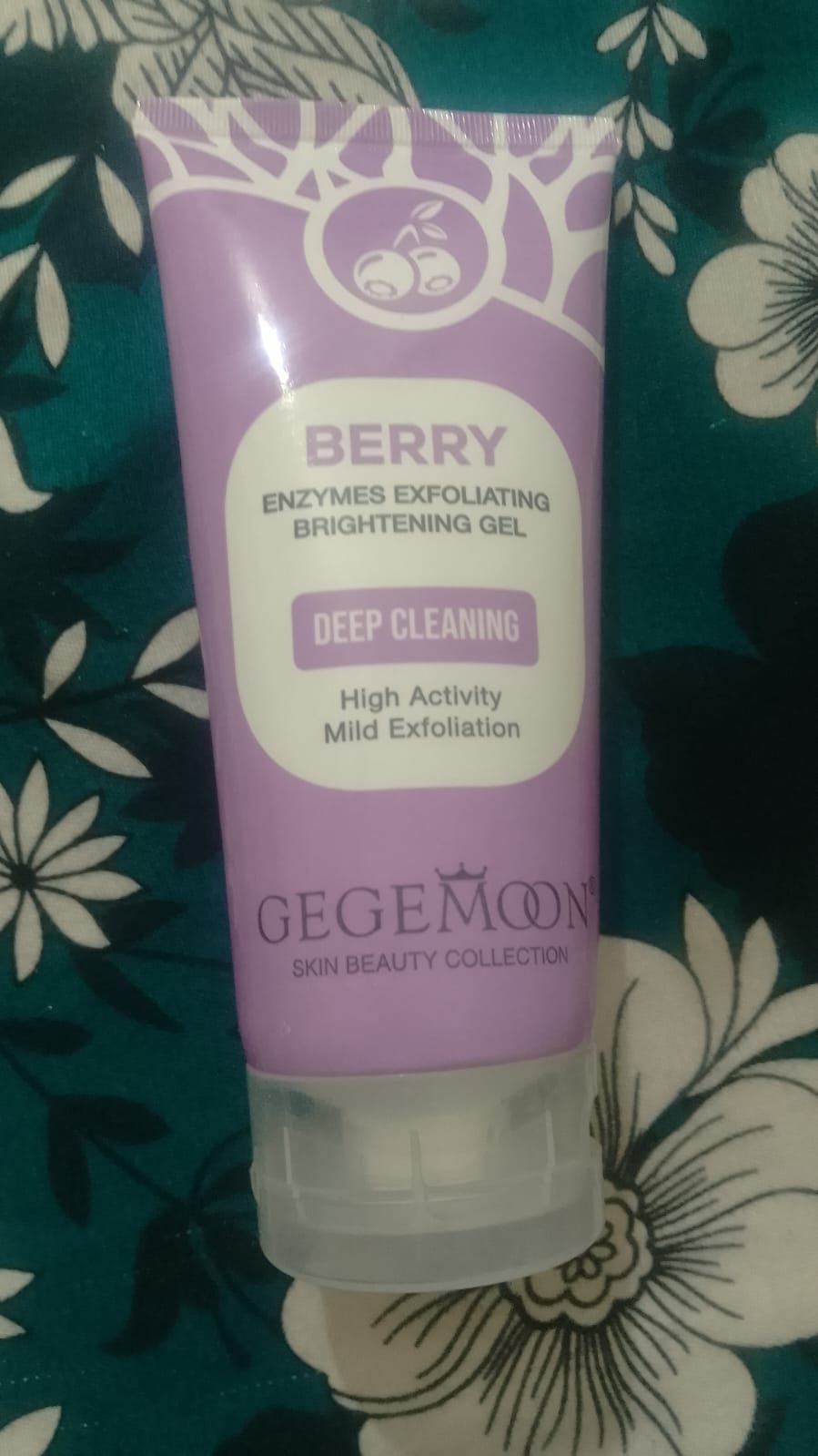 Gegemoon Exfoliating Dead Skin Remover Gel